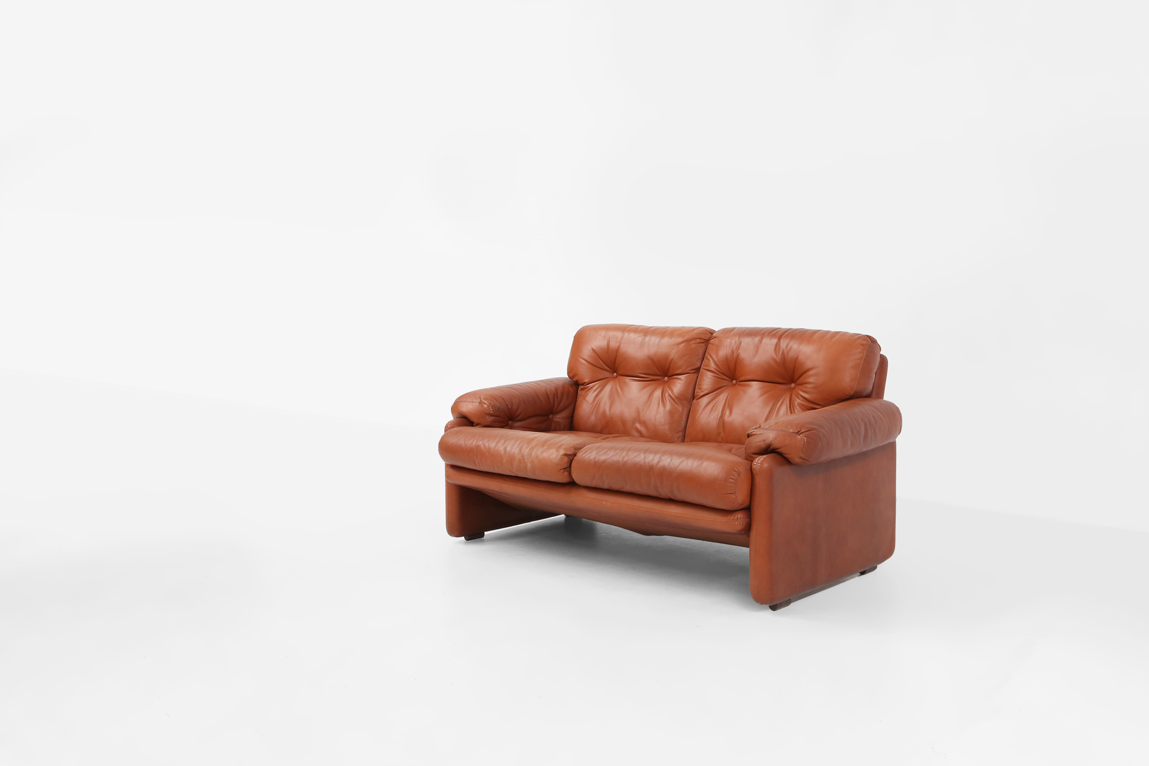 Brown leather 2-seater sofa Coronado by Tobia Scarpa for B&B Italia, Italy ca. 1960thumbnail